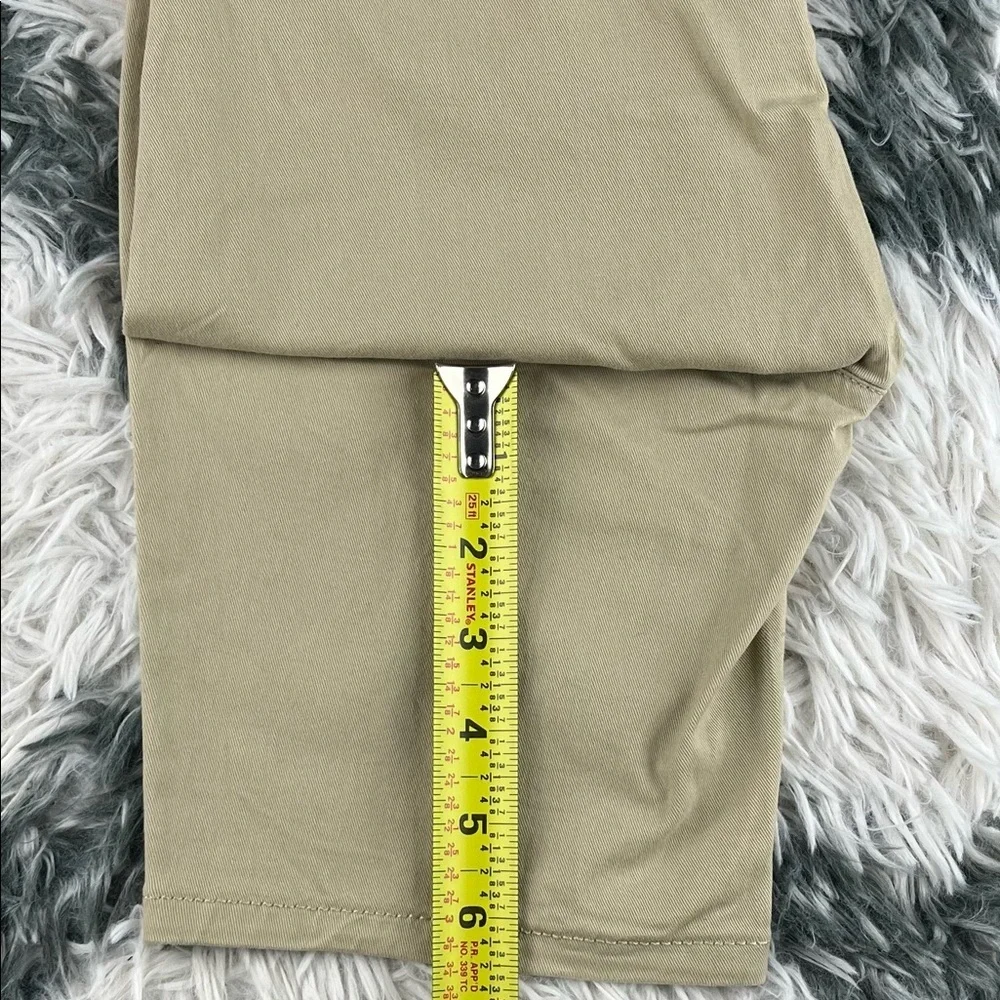 NWT The Children's Place Girls Bermuda Shorts Size 6x/7 Stretch Beige